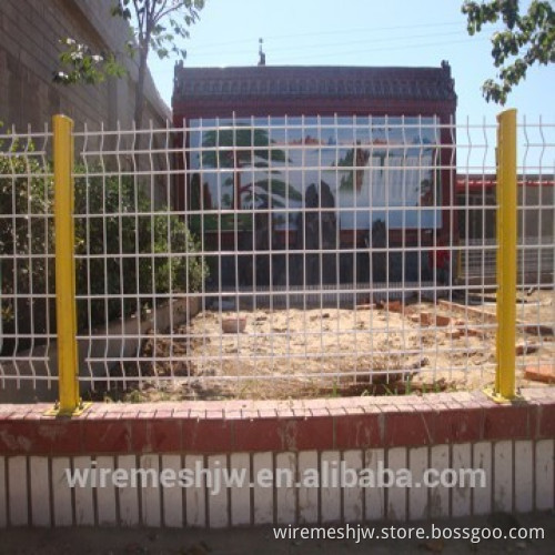 Cheap Price Living Area Plastic Garden Welded Fence /Plastic Welded Border Wire Mesh Fence
